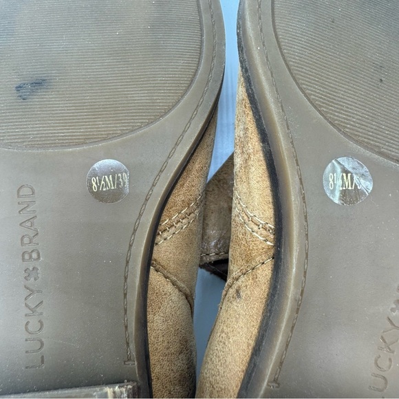 Lucky Brand Mahzan Leather Bootie Heeled Loafer Tan Brown Size 8.5 Pointed Toe - Picture 8 of 8